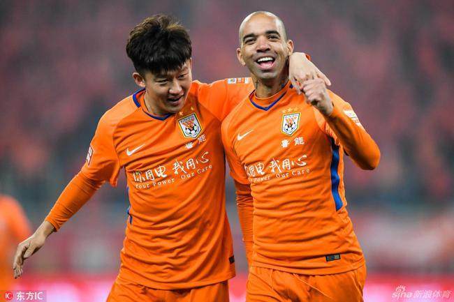 大连一方队遭遇对手反击,止步强 大连一方队遭遇对手反击,止步强