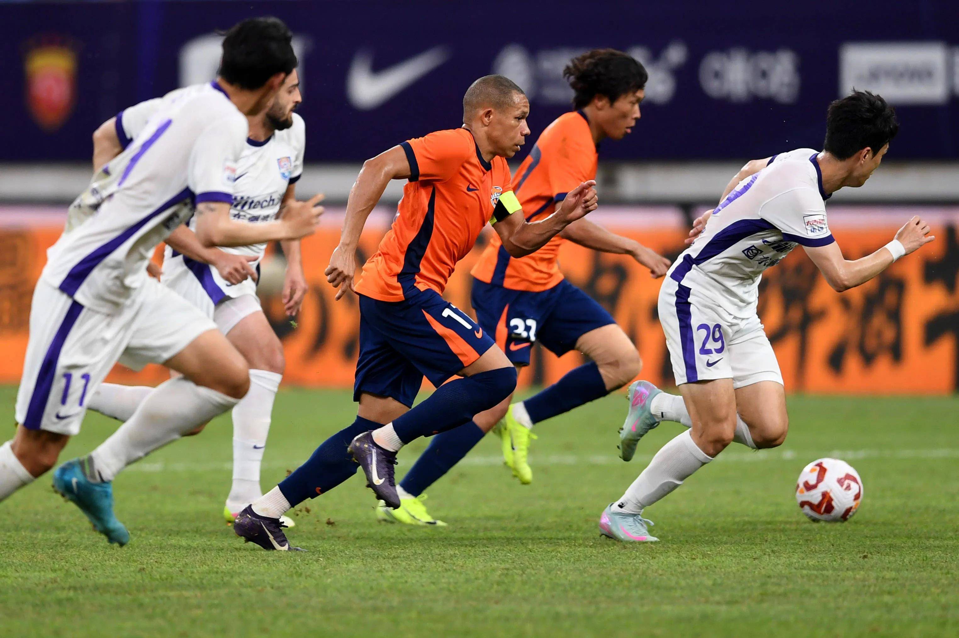 leyu乐鱼体育-尼斯队主教练调整阵容备战联赛