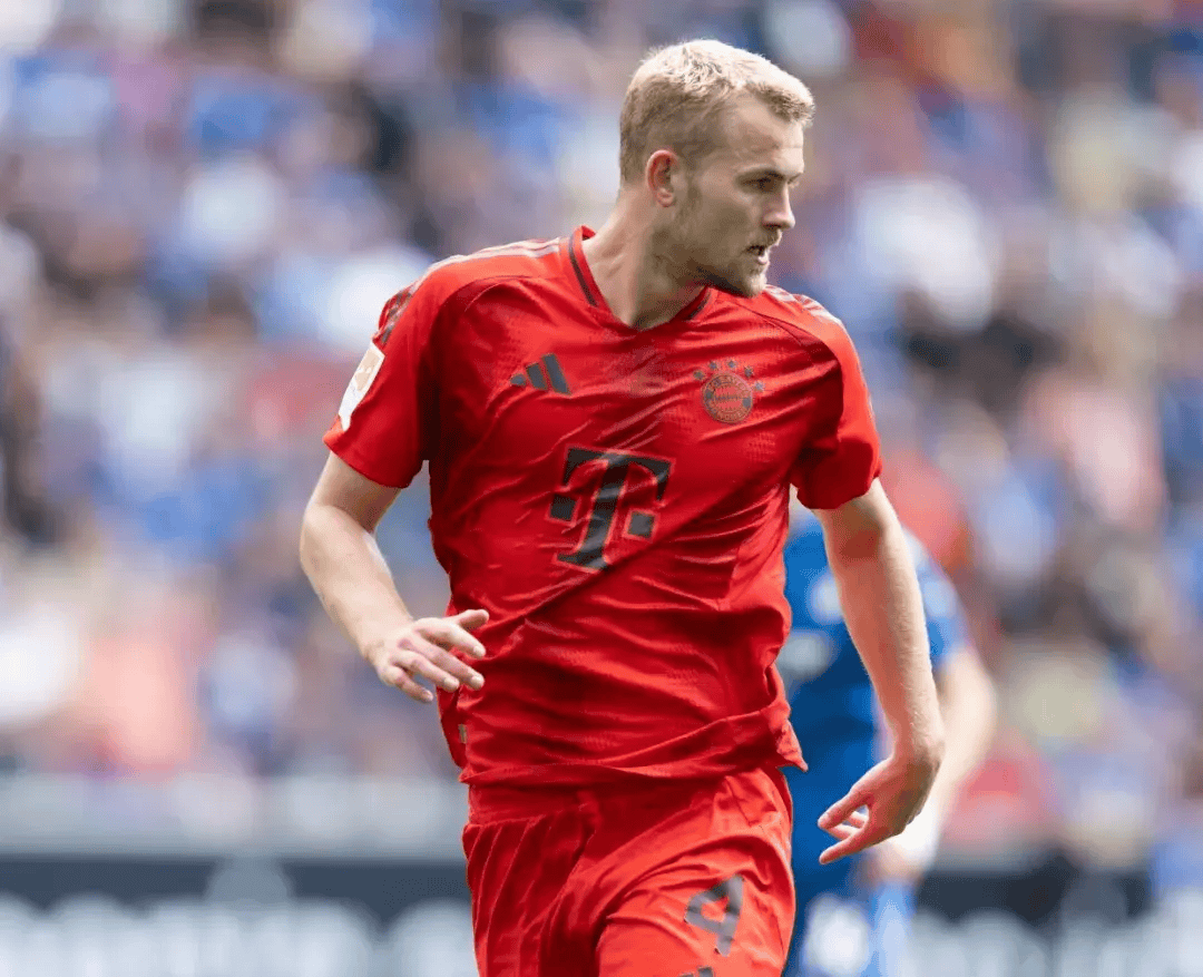 乐鱼-巴萨险胜中国，德利赫特惊艳世界