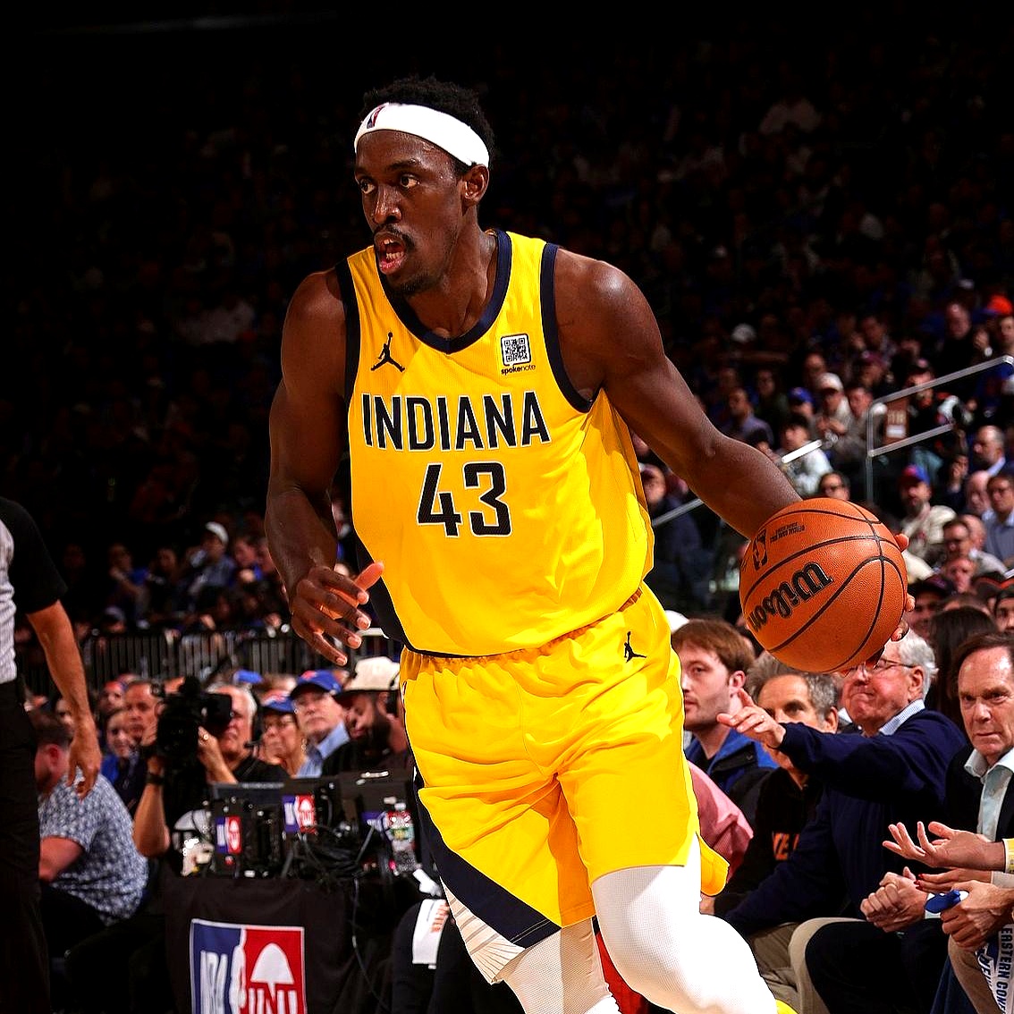 乐鱼官方网站-步行者逆转猛龙，灰熊横扫篮网