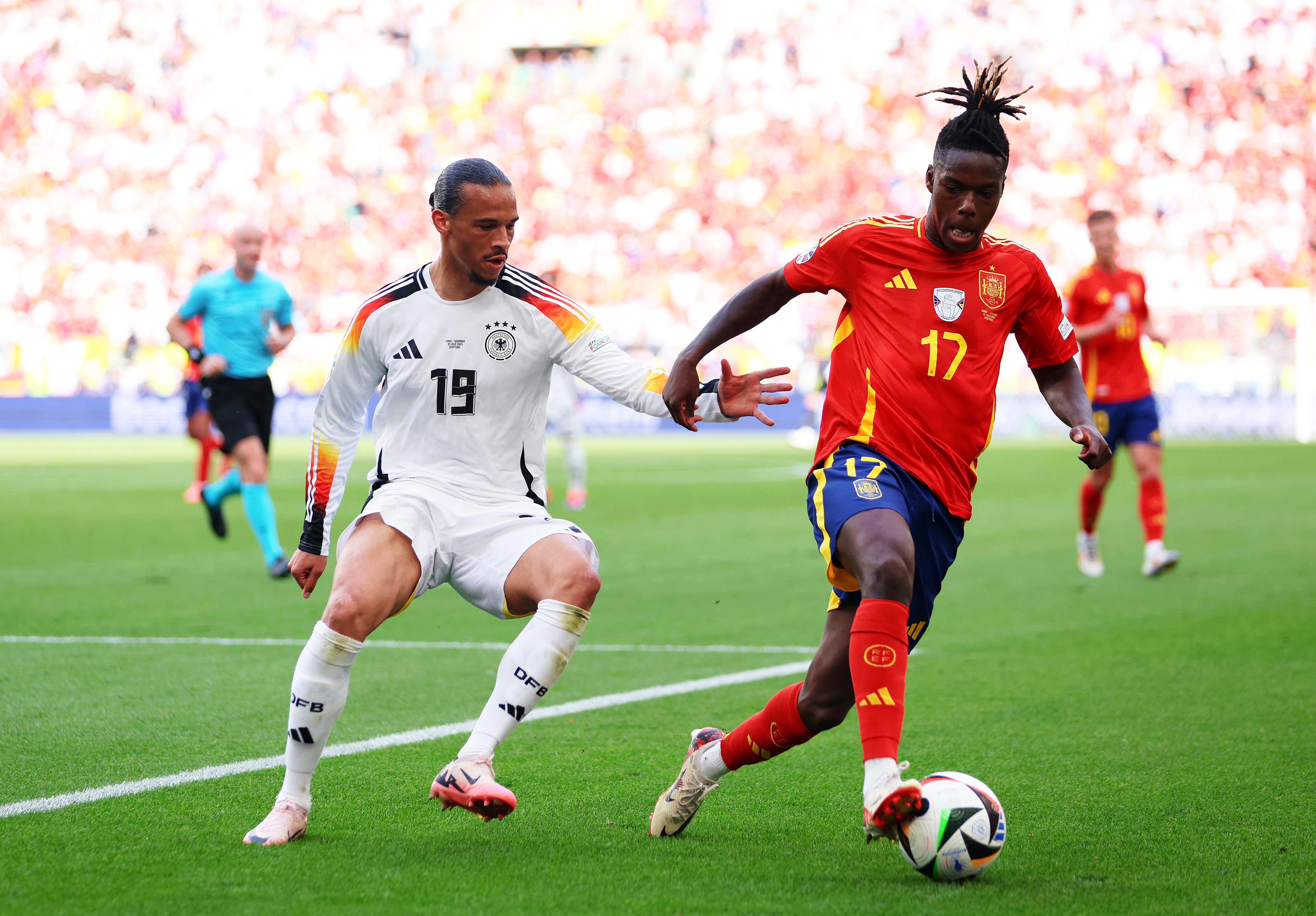 乐鱼体育线上网站-包含切尔西强势克罗地亚，梅西打破历史纪录的词条